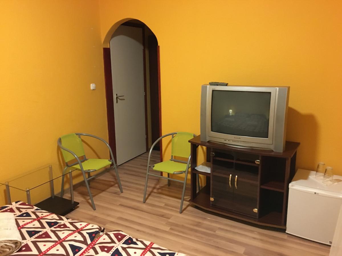 Palota Panzio Bed & Breakfast Budapest Exterior photo